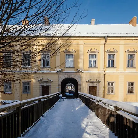 Zamek Hotel Mittelwalde