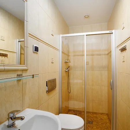 Zamek 3* Mittelwalde