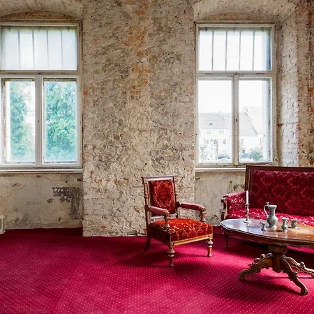 Zamek 3* Mittelwalde