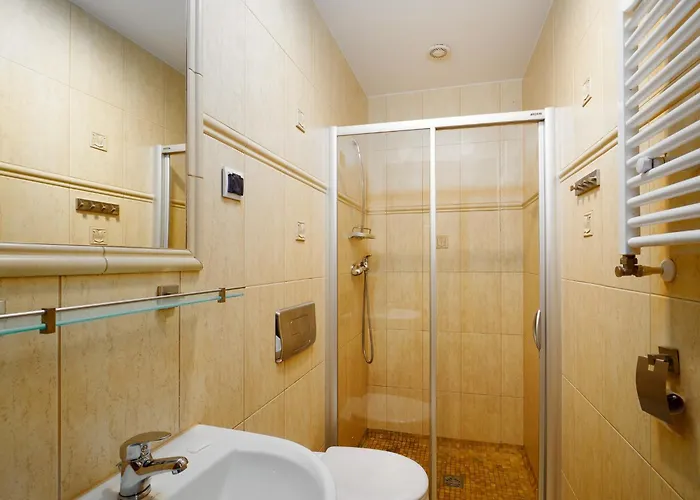 Zamek 3* Międzylesie