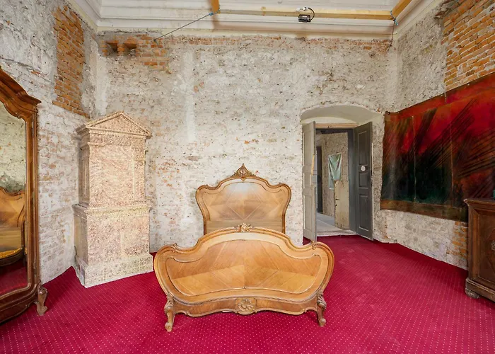 Zamek Otel Międzylesie