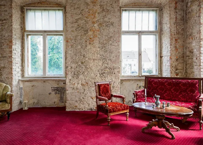 Zamek 3* Międzylesie